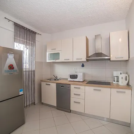 Apartment Dolac 1808 Trogir