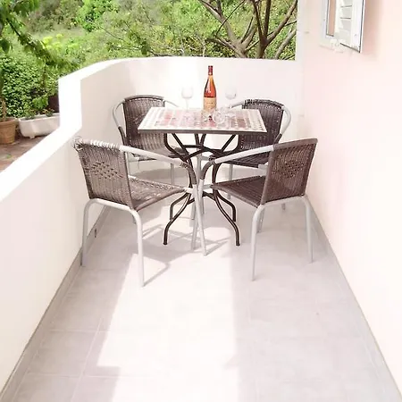 Dolac 1808 Apartment *